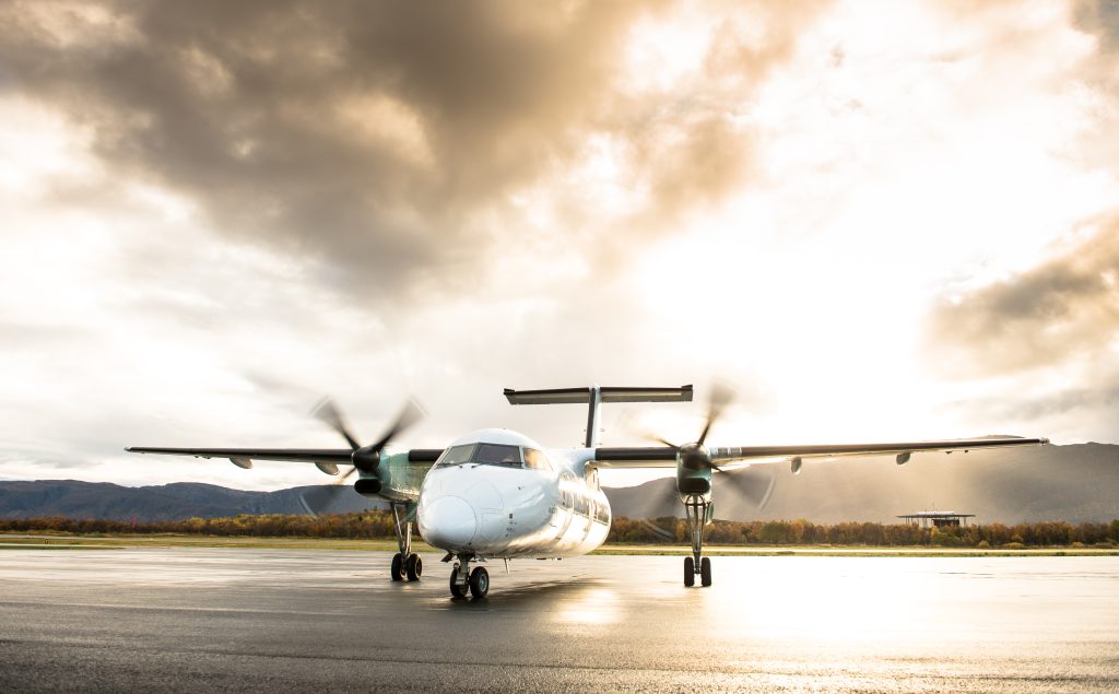 Dash 8 on the ground